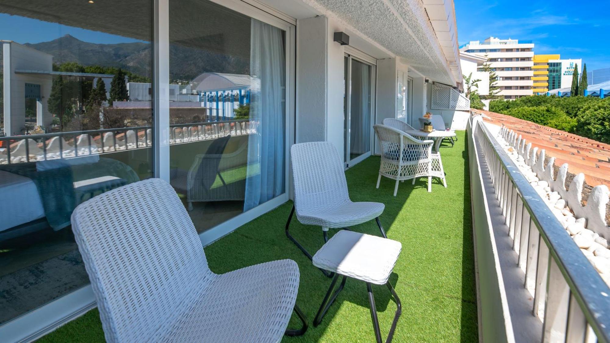 Penthouse Boutique Suite Марбелья Экстерьер фото