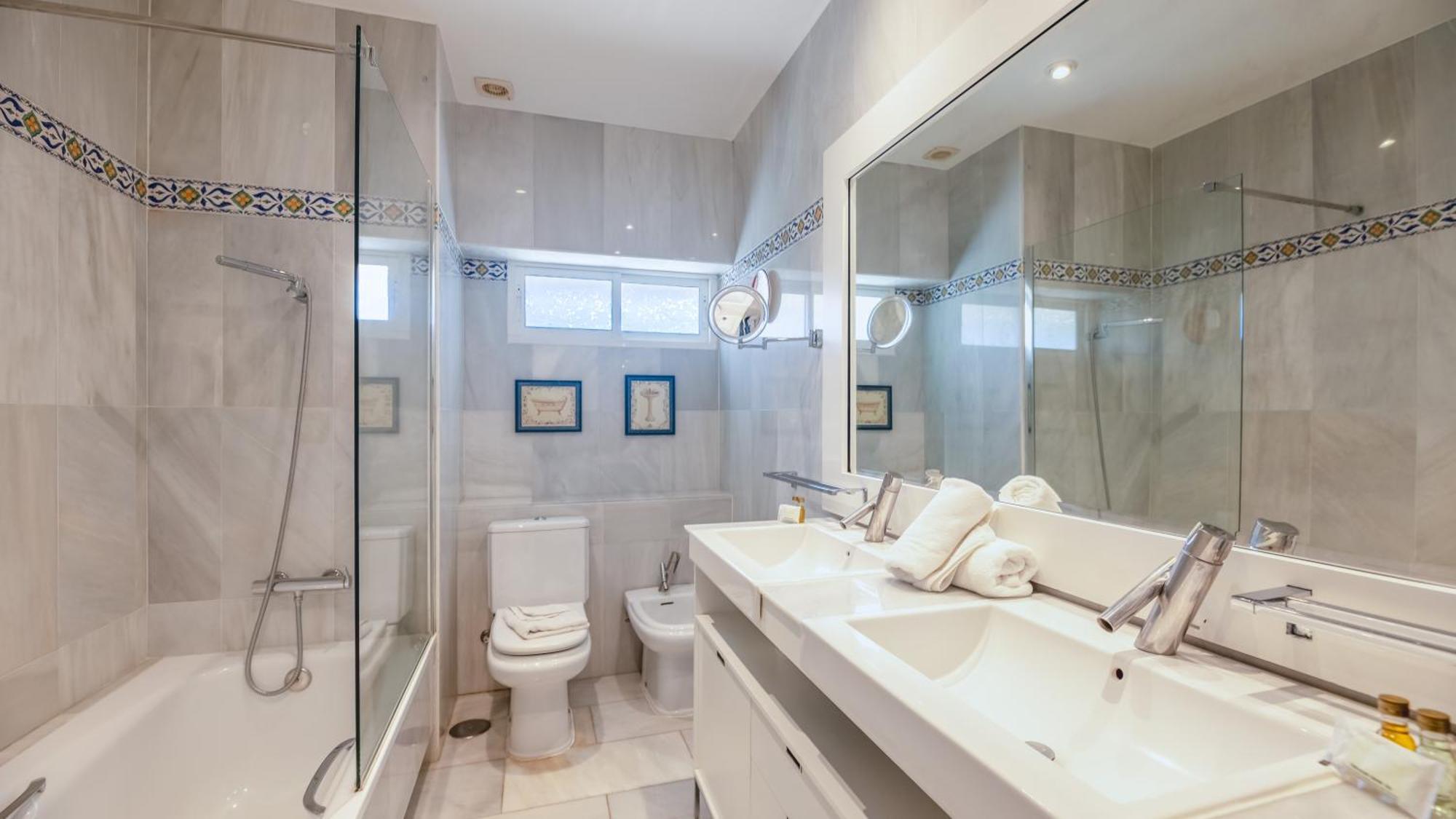 Penthouse Boutique Suite Марбелья Экстерьер фото